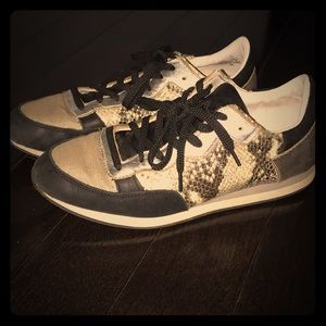 Pour la Victoire Sneakers